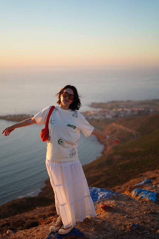 ANOOR Community Tshirt 